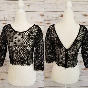 H & M Lace Crop Top